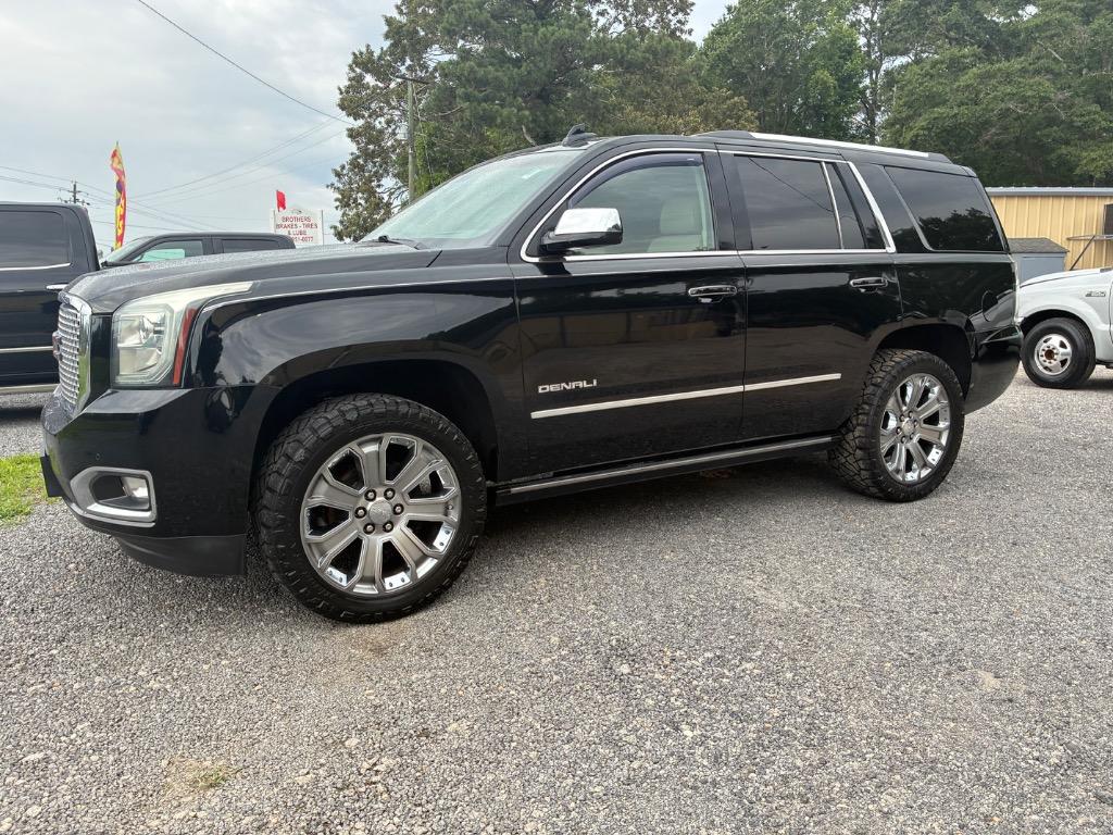 2015 GMC Yukon Denali's photo