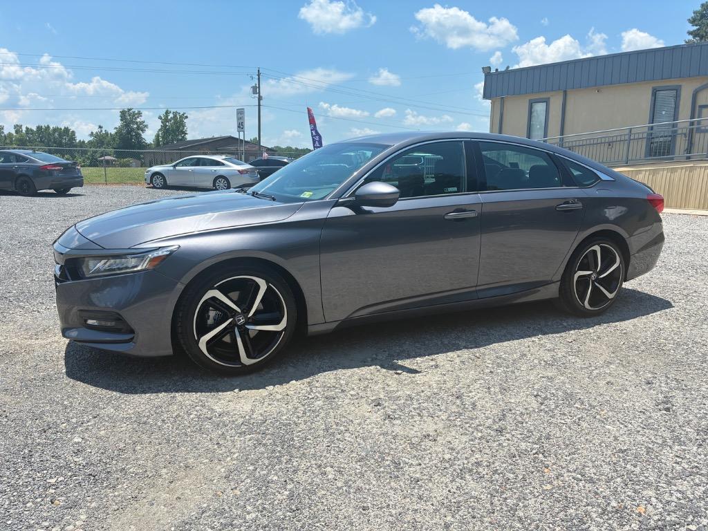 2018 Honda Accord Sport's photo