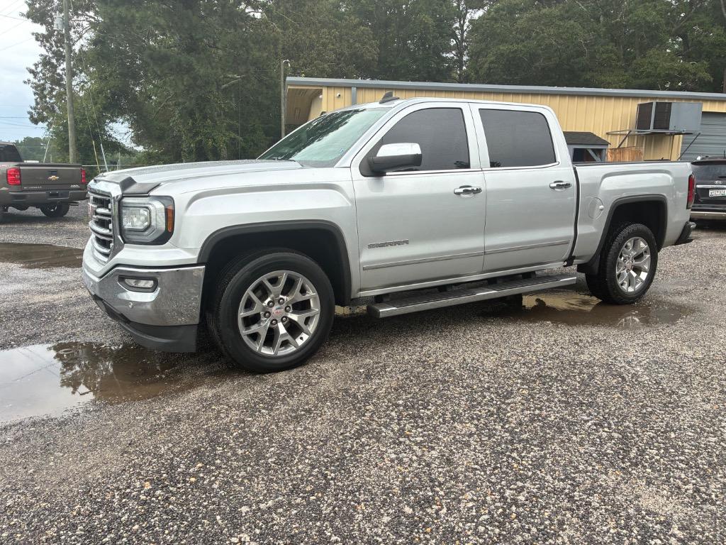 2018 GMC Sierra 1500 SLT's photo